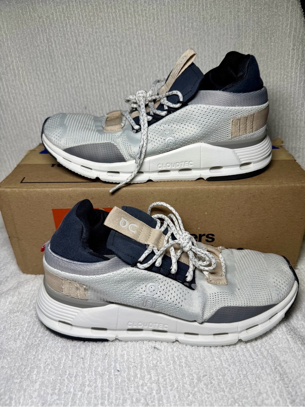 On Cloudnova Women’s Size 8 Gray Navy Beige CloudTec Running Sneakers Shoes